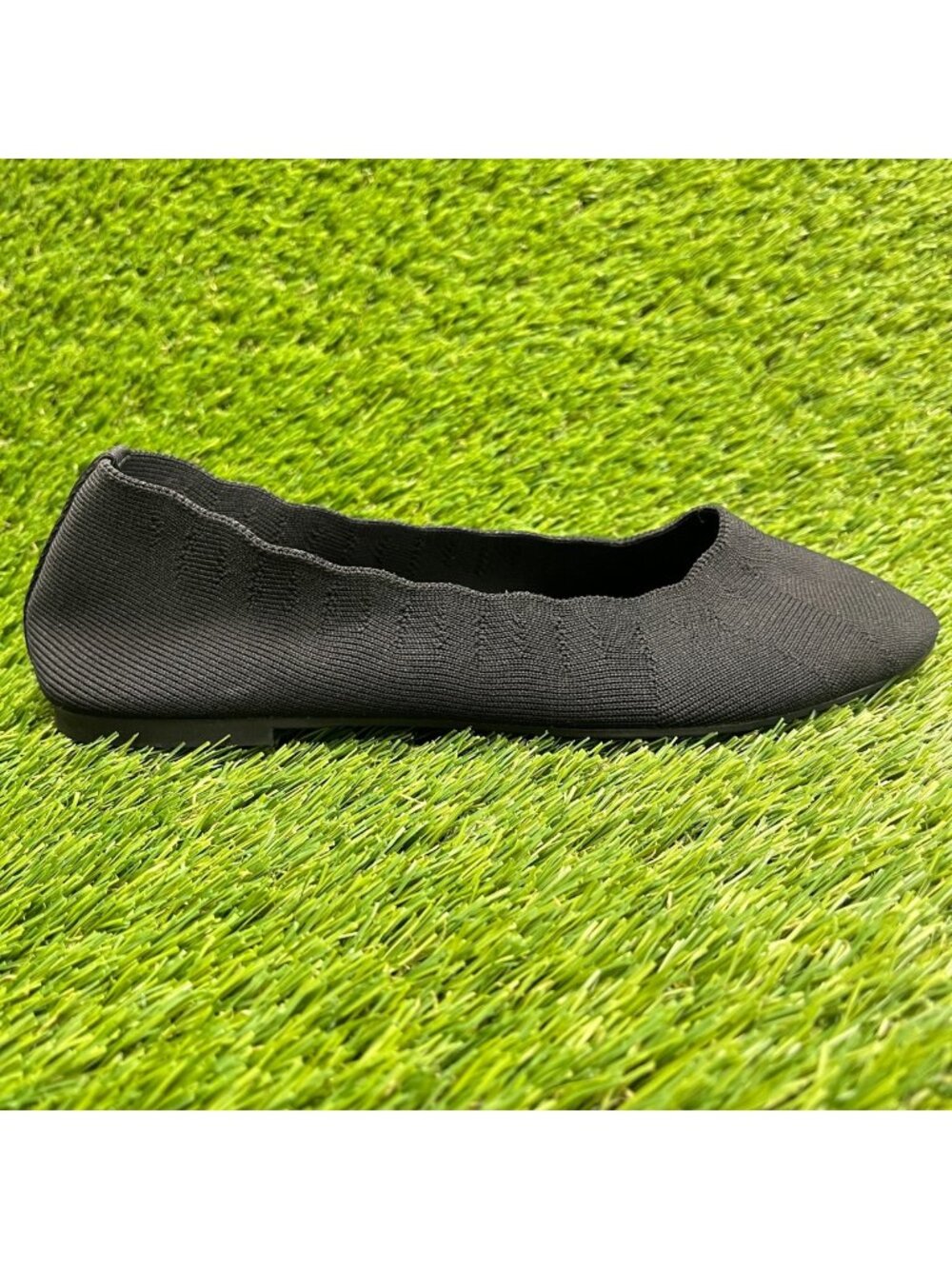 Skechers Cleo Bewitch Womens Size 7.5 Black Casual Slip On Ballet Flats Shoes